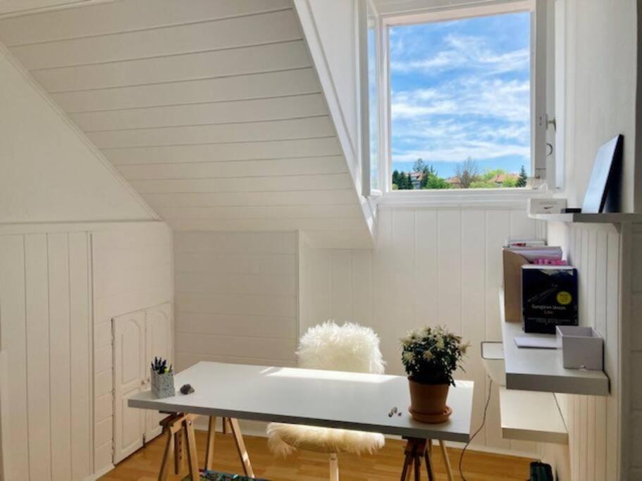 Big, Bright Apartment In The Center Of Zagabria Esterno foto